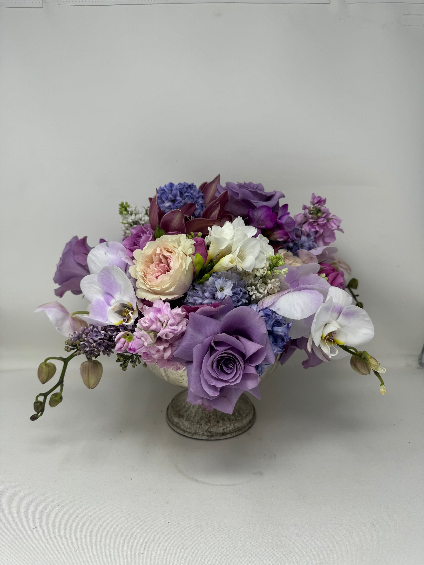 Signature Petite Arrangement